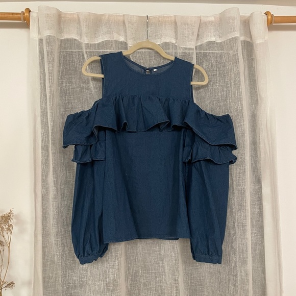 Cold Shoulder Ruffled Denim Boho Top - Picture 3 of 4